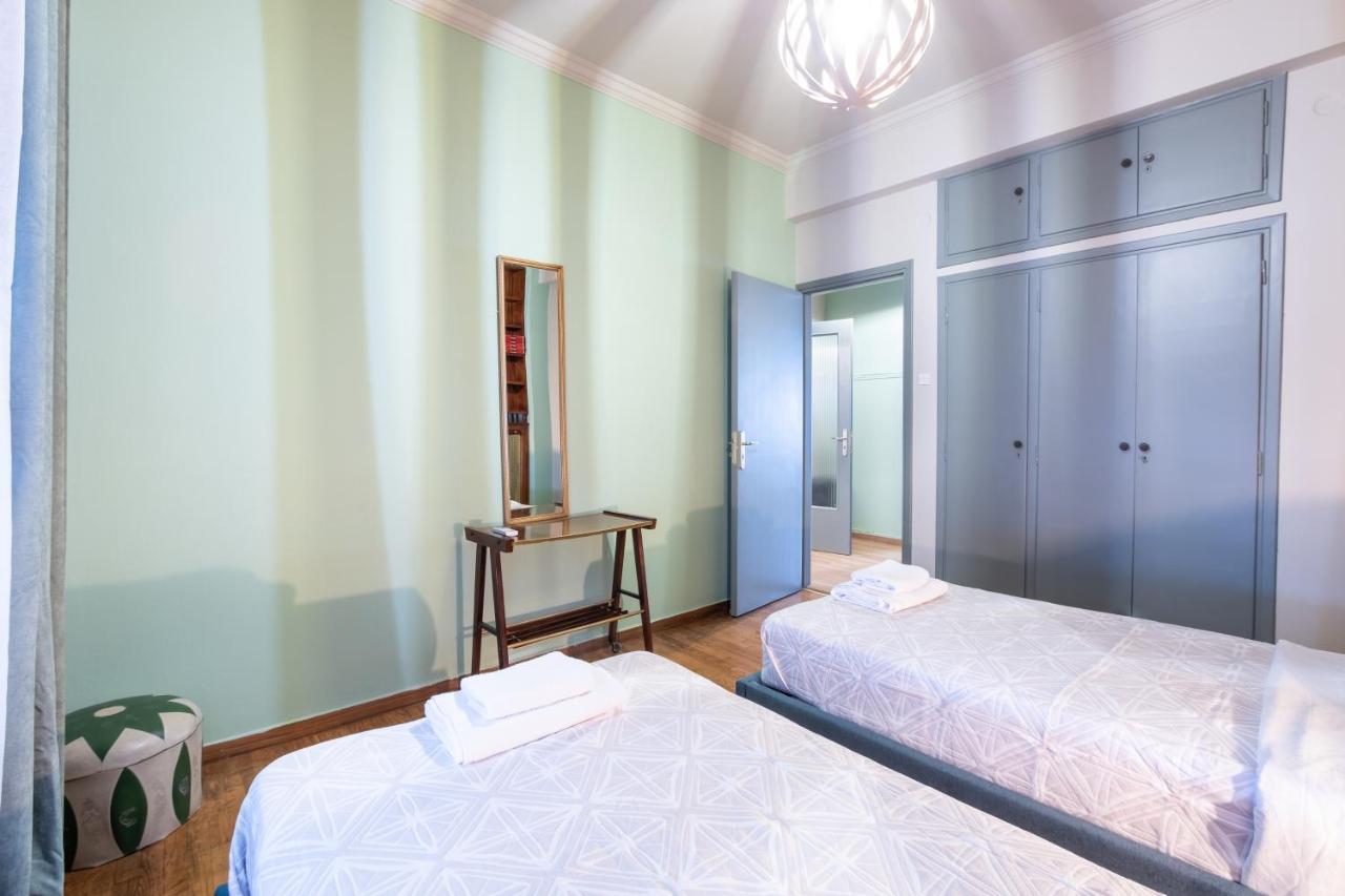 Vintage House Near Downtown Apartment Атина Екстериор снимка